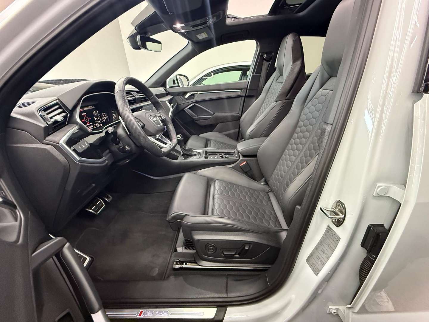 Audi Q3 Blanc RS - 2022 - Joinsteer - #13