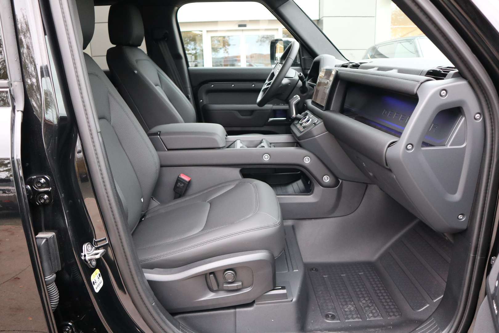 Land Rover Defender X-Dynamic SE - 2025 - Joinsteer - #3