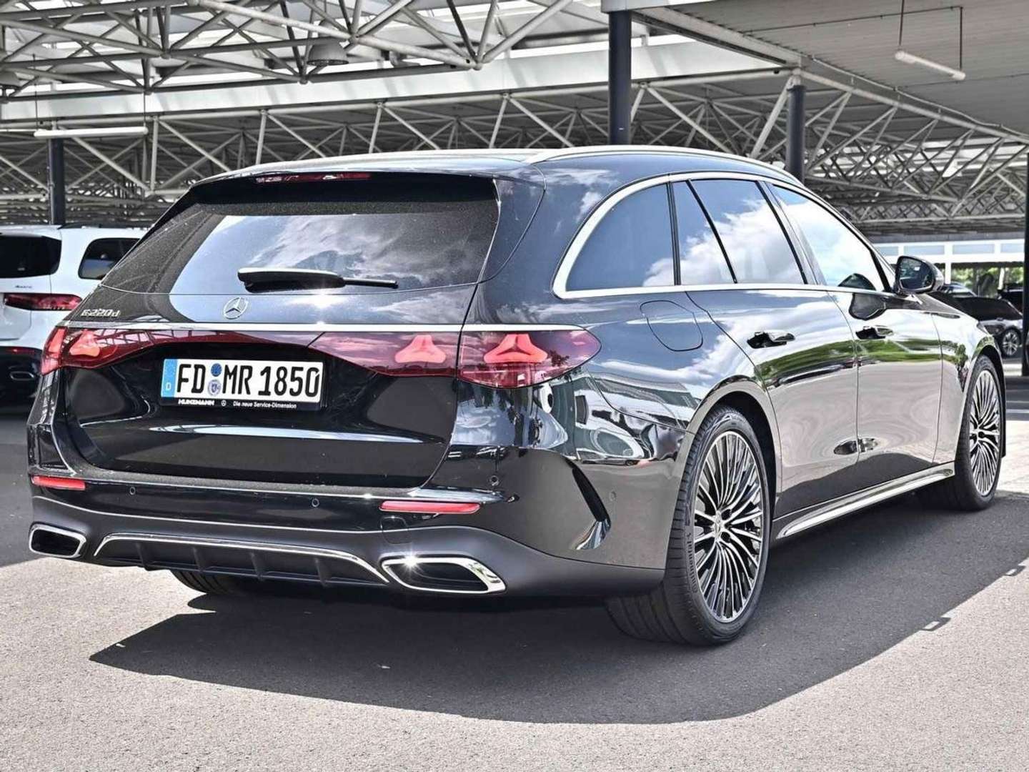 Mercedes Classe E Break 220 AMG Line - 2025 - Joinsteer - #2