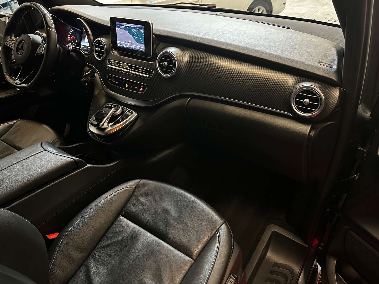 Mercedes V 250 AMG Line - 2019 - Joinsteer - #21