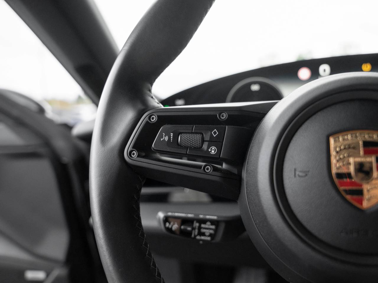 Porsche Taycan 4 Cross Turismo - 2024 - Joinsteer - #17