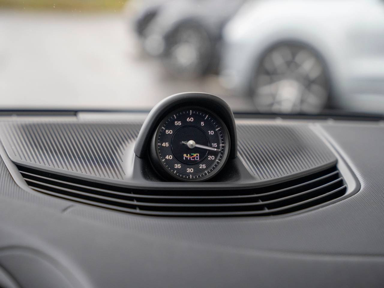 Porsche Taycan 4 Cross Turismo - 2024 - Joinsteer - #23