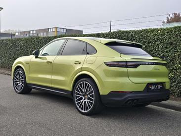Porsche Cayenne III E-Hybrid Coupé — photo 2