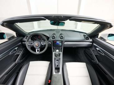 Porsche Boxster Style Edition — photo 19