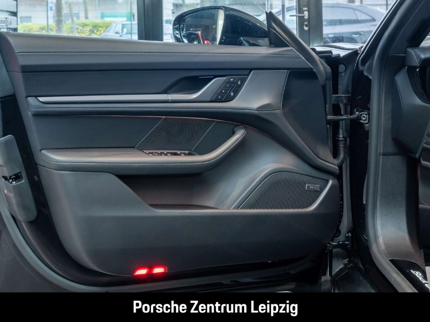 Porsche Taycan Sport Turismo - 2025 - Joinsteer - #17