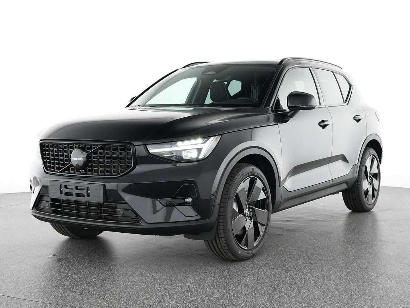 Volvo XC40 B4 Plus - 2025 - Joinsteer - #1