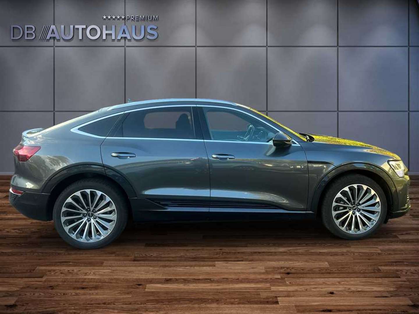 Audi Q8 Sportback 50 S Line - 2023 - Joinsteer - #3