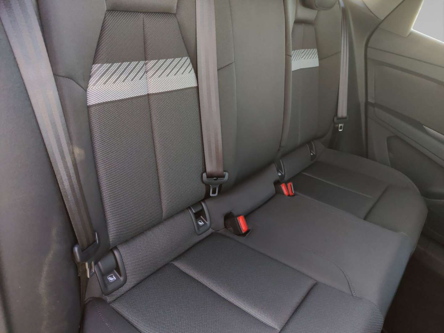 Audi Q4 Sportback Advanced 45 TFSI E - 2025 - Joinsteer - #13