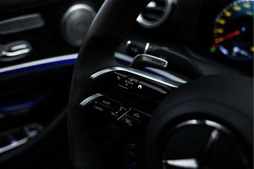 Mercedes Classe E AMG Line 63 — photo 30