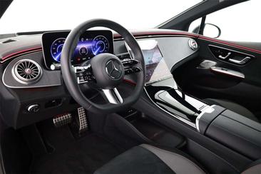 Mercedes EQE 350 AMG Line — photo 11