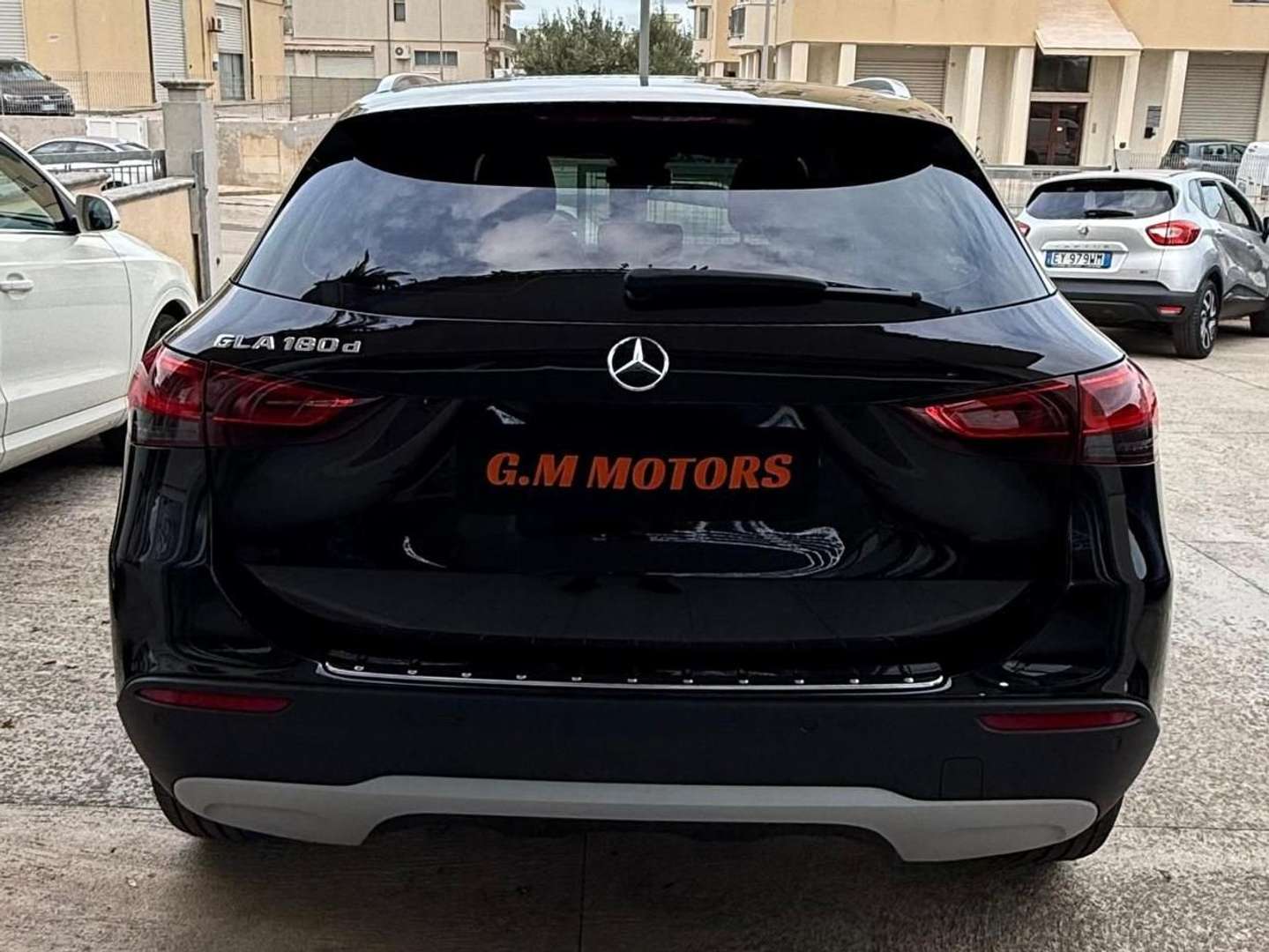 Mercedes GLA 180 Executive - 2021 - Joinsteer - #3