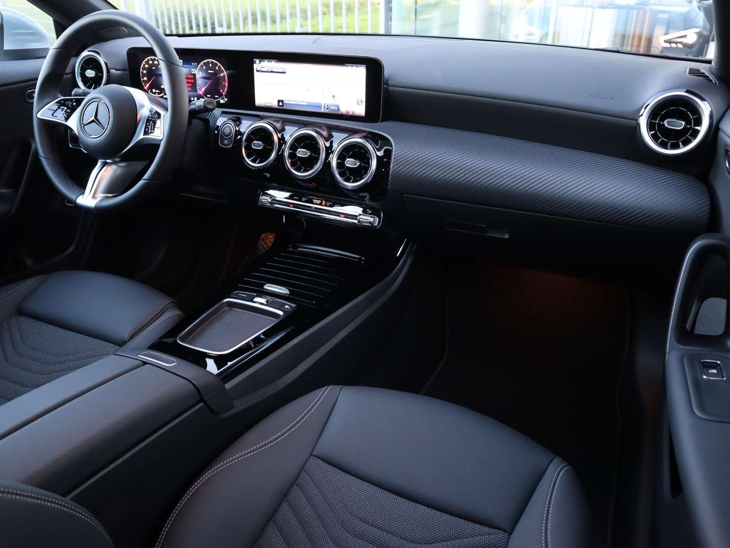 Mercedes CLA 180 Star - 2025 - Joinsteer - #3