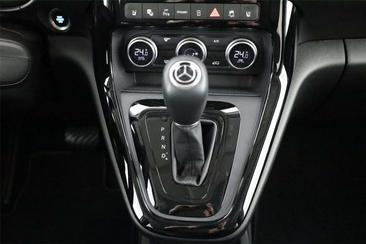 Mercedes EQT 200 Premium — photo 16