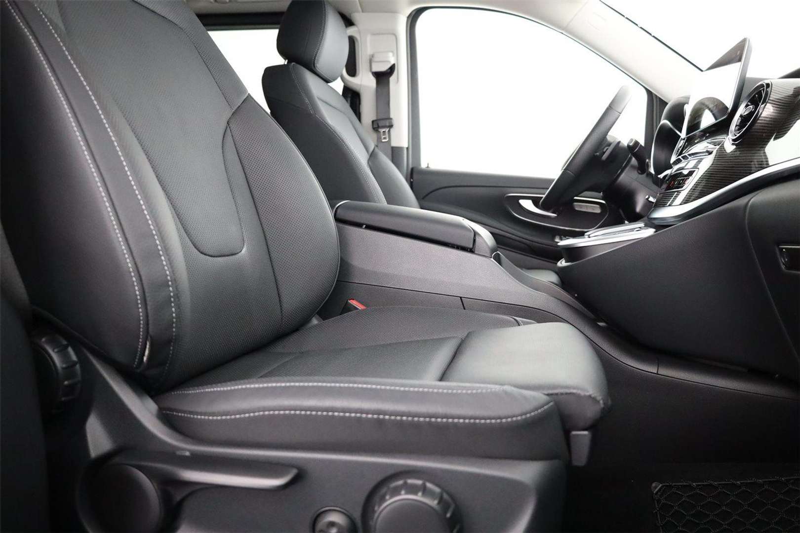 Mercedes EQV 300 AV - 2023 - Joinsteer - #20