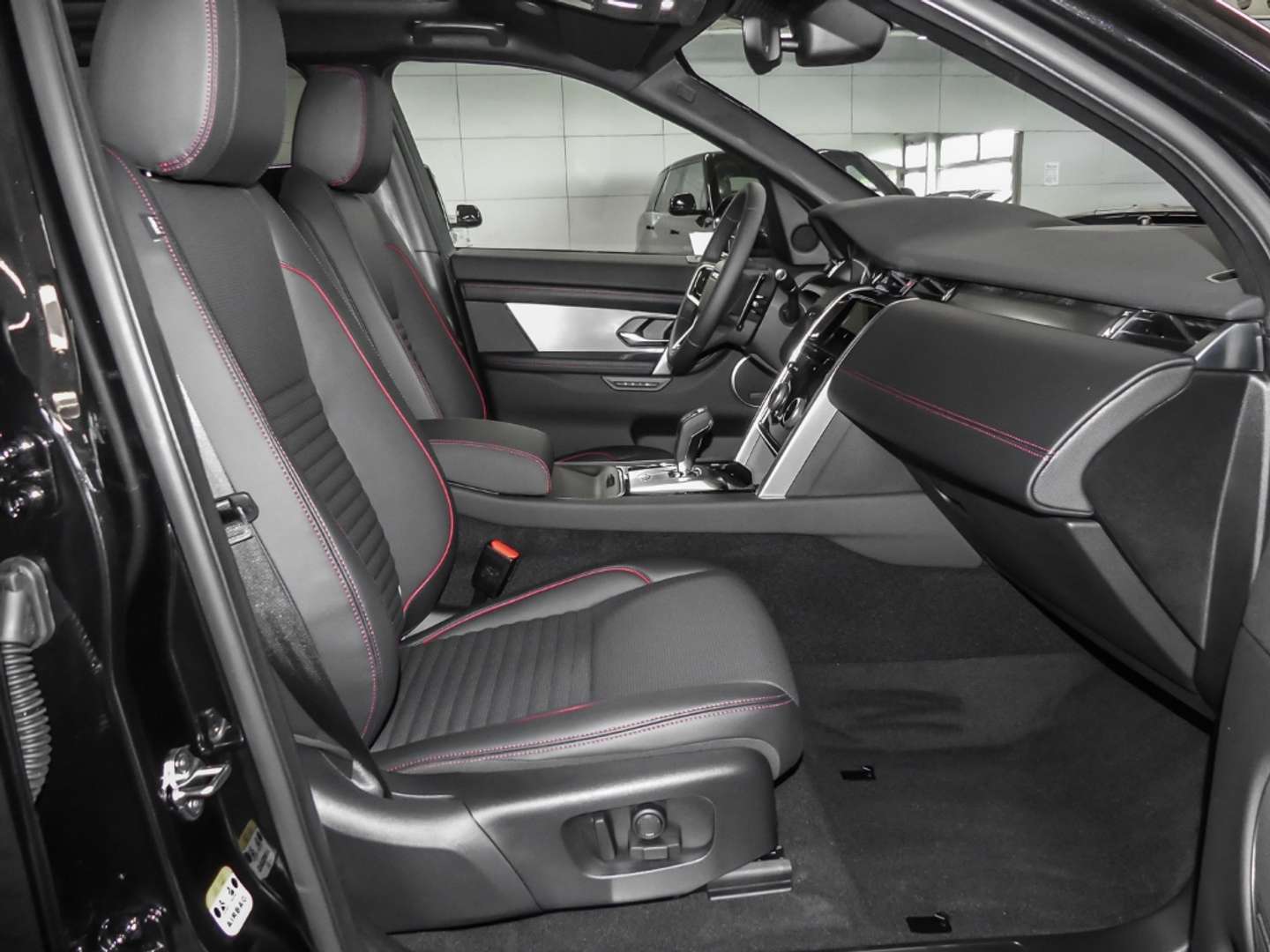 Land Rover Discovery Sport R-Dynamic SE P300e - 2024 - Joinsteer - #2