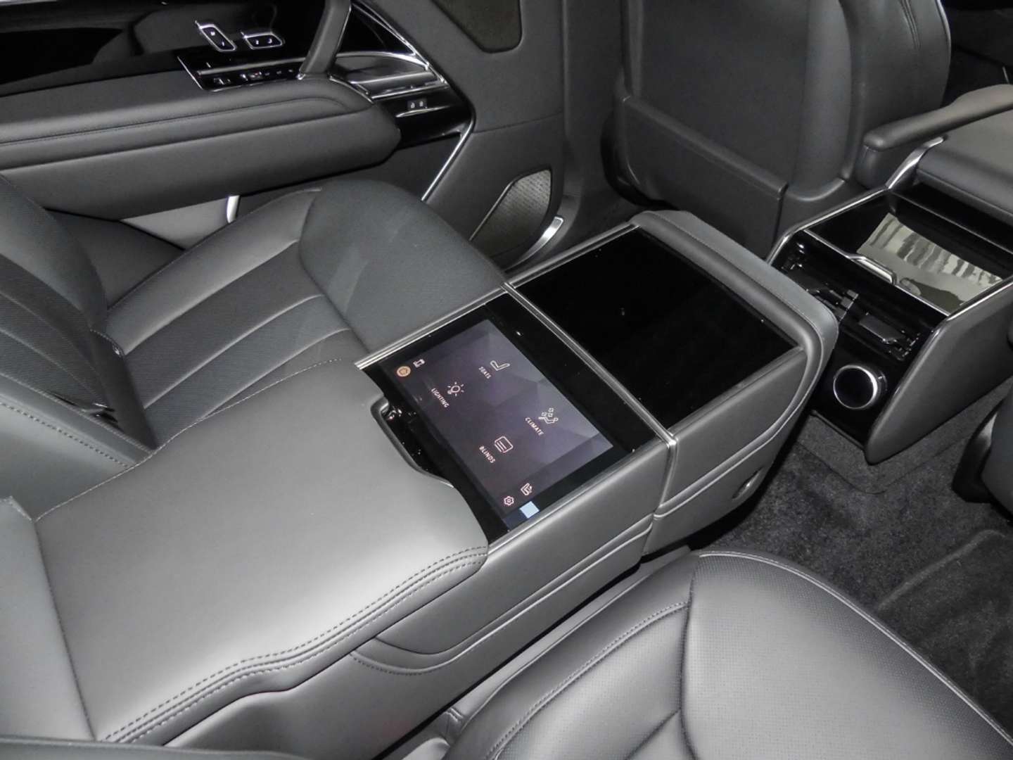 Land Rover Range Rover Autobiography P530 - 2025 - Joinsteer - #16