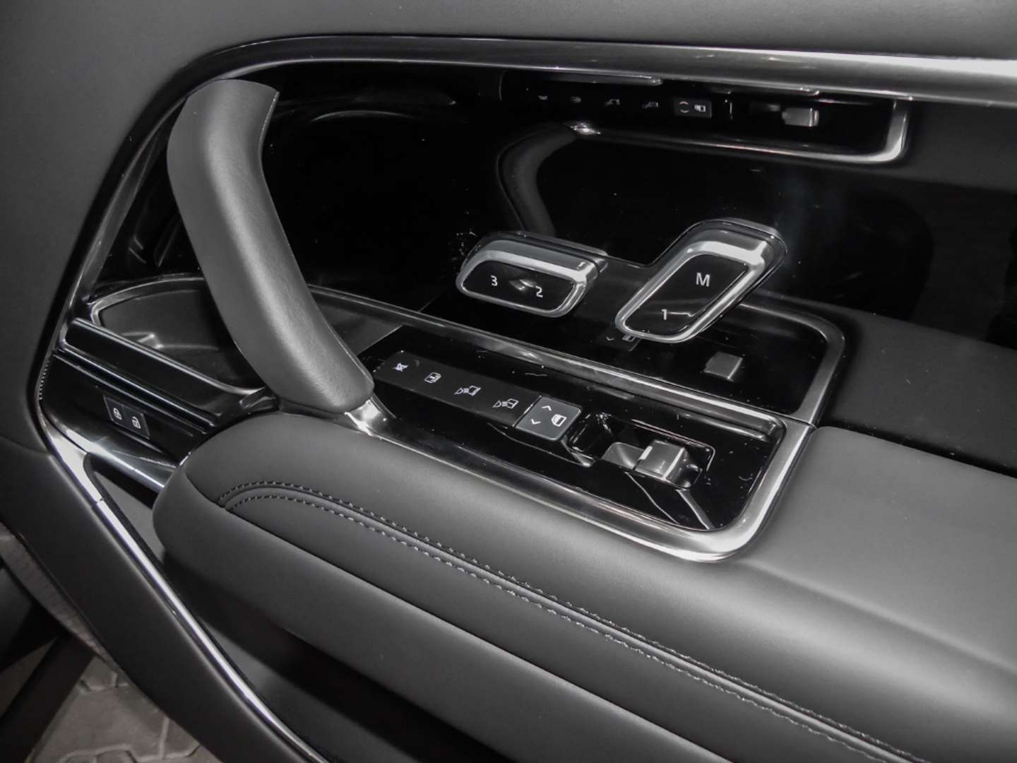 Land Rover Range Rover Autobiography P530 - 2025 - Joinsteer - #17