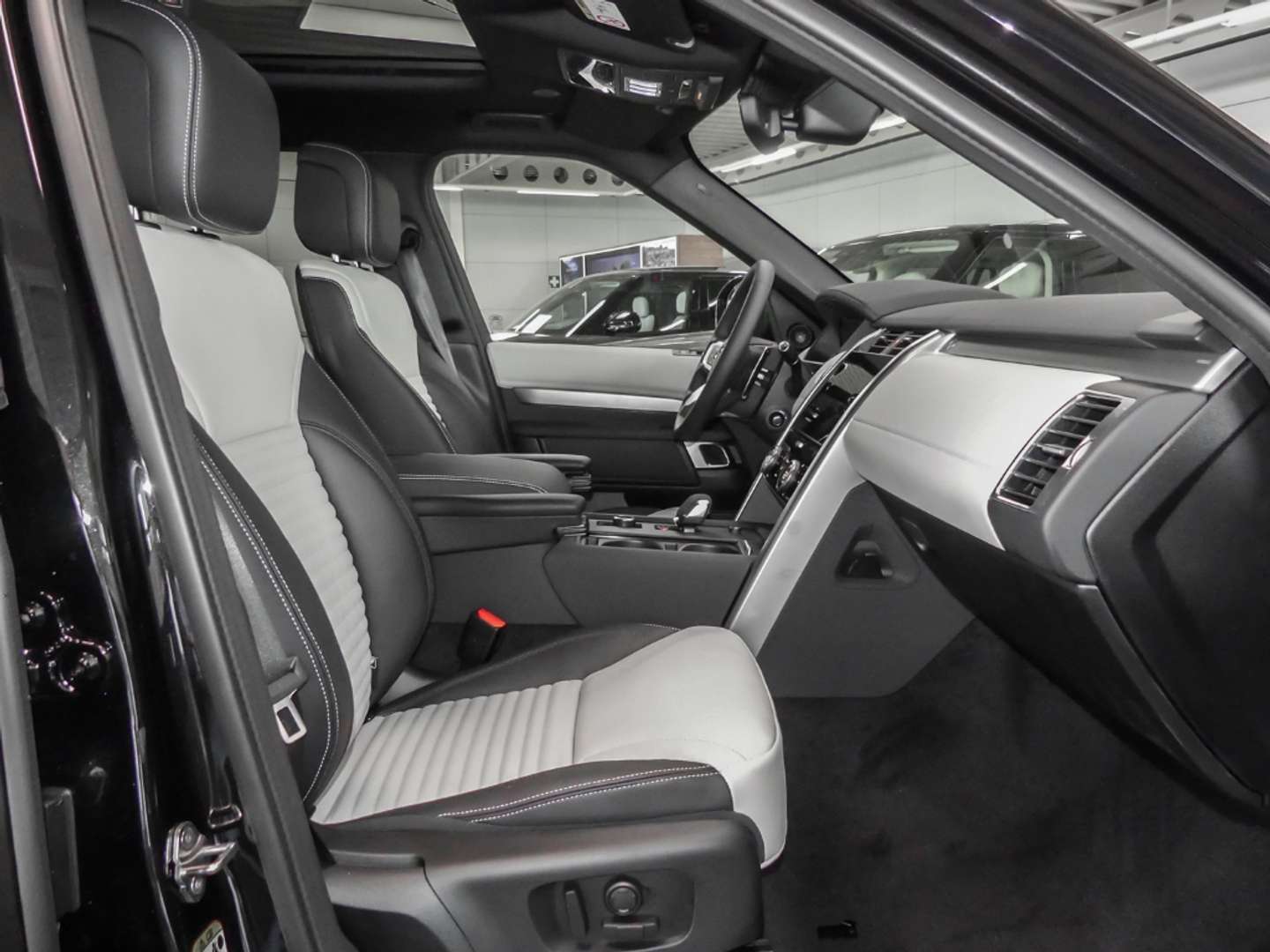 Land Rover Discovery D300 Dynamic SE - 2025 - Joinsteer - #2