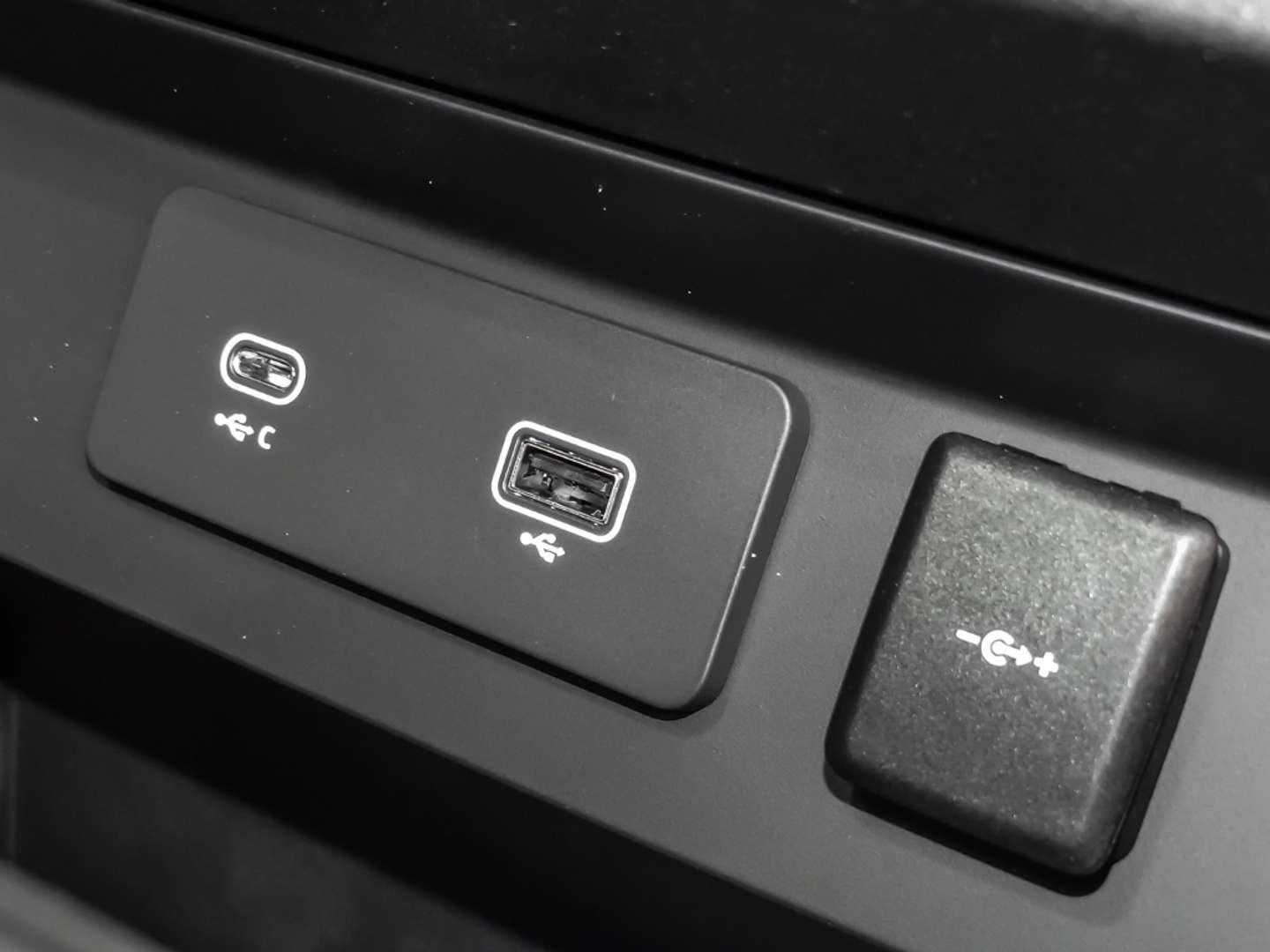 Land Rover Defender 130 Outbound P500 - 2024 - Joinsteer - #14