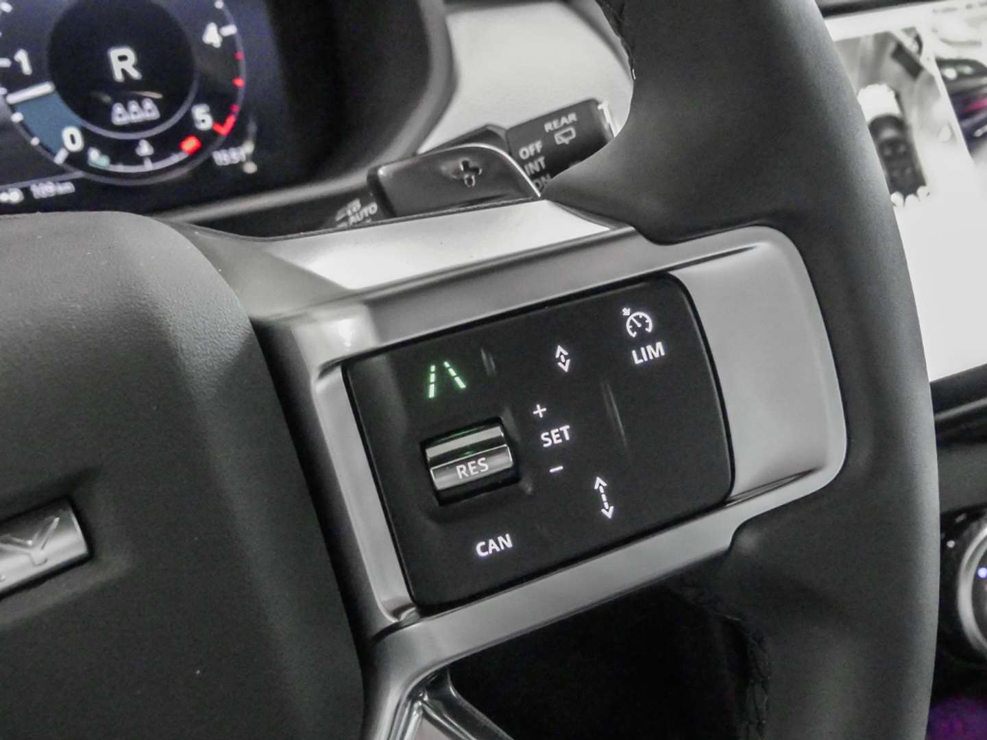 Land Rover Discovery D300 Dynamic SE - 2025 - Joinsteer - #12