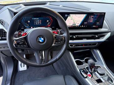 BMW XM 4.4 E — photo 13