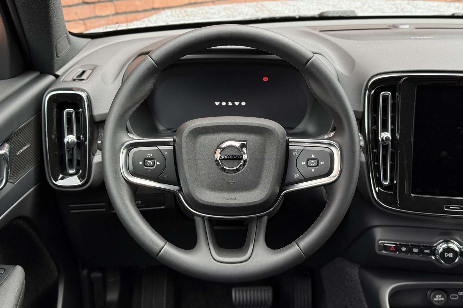 Volvo EX40 Single Motor Business - 2025 - Joinsteer - #4