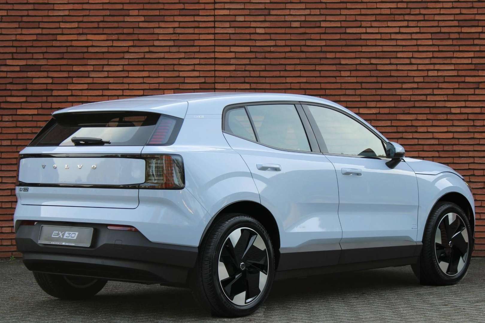 Volvo EX30 Single Motor Plus - 2025 - Joinsteer - #1