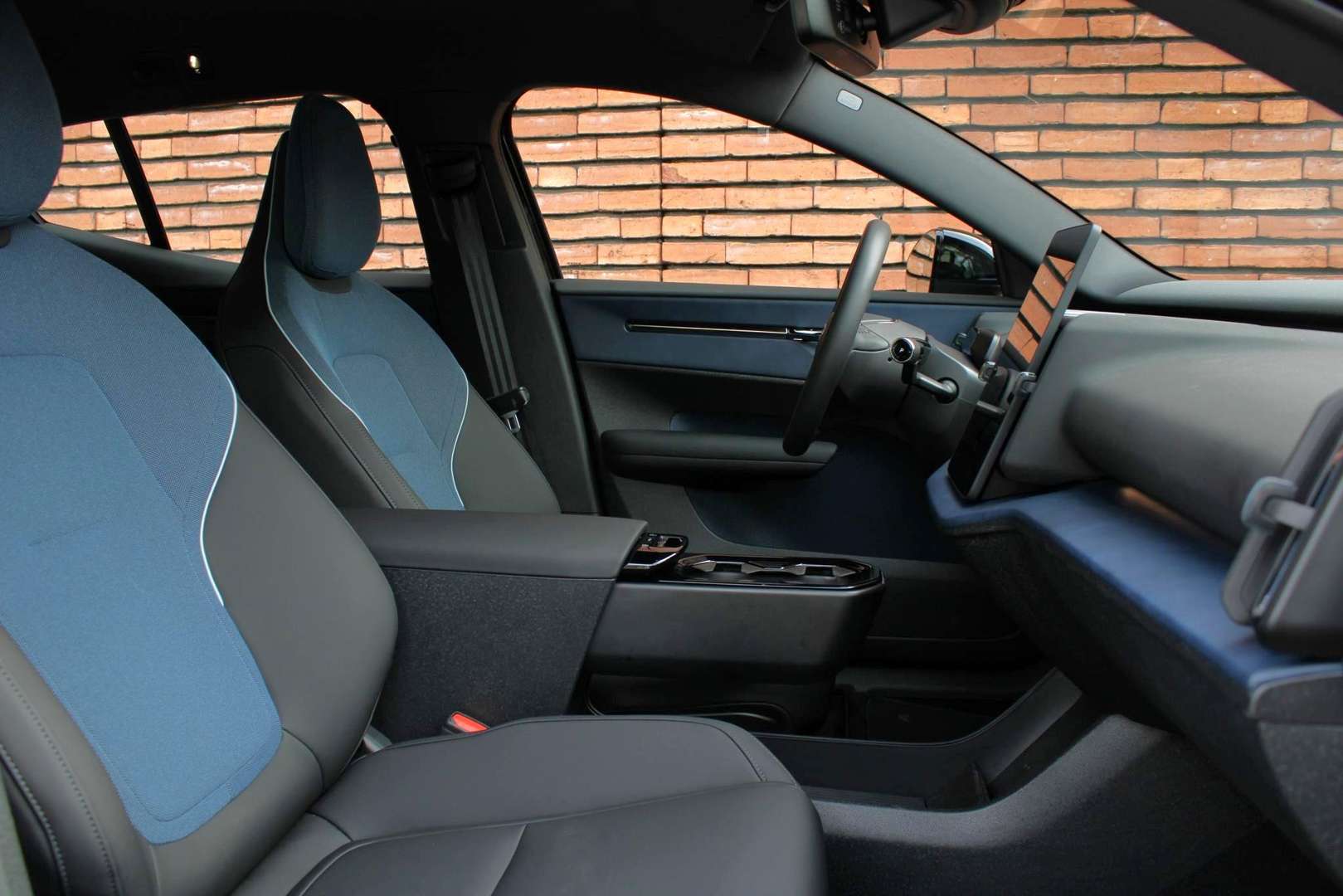 Volvo EX30 Single Motor Plus - 2025 - Joinsteer - #3