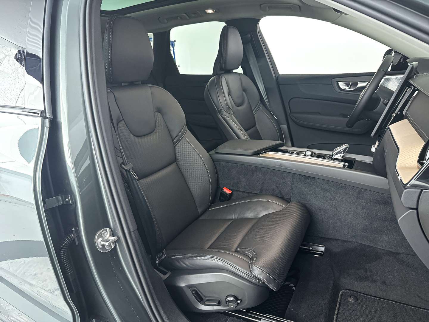 Volvo XC60 T6 Recharge Ultimate - 2025 - Joinsteer - #33