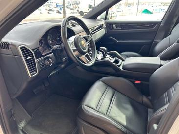 Porsche Cayenne III Coupé — photo 10