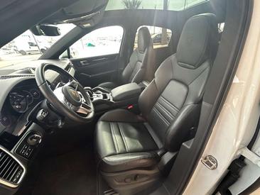 Porsche Cayenne III Coupé — photo 12