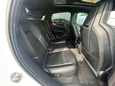 Porsche Cayenne III Coupé — photo 18