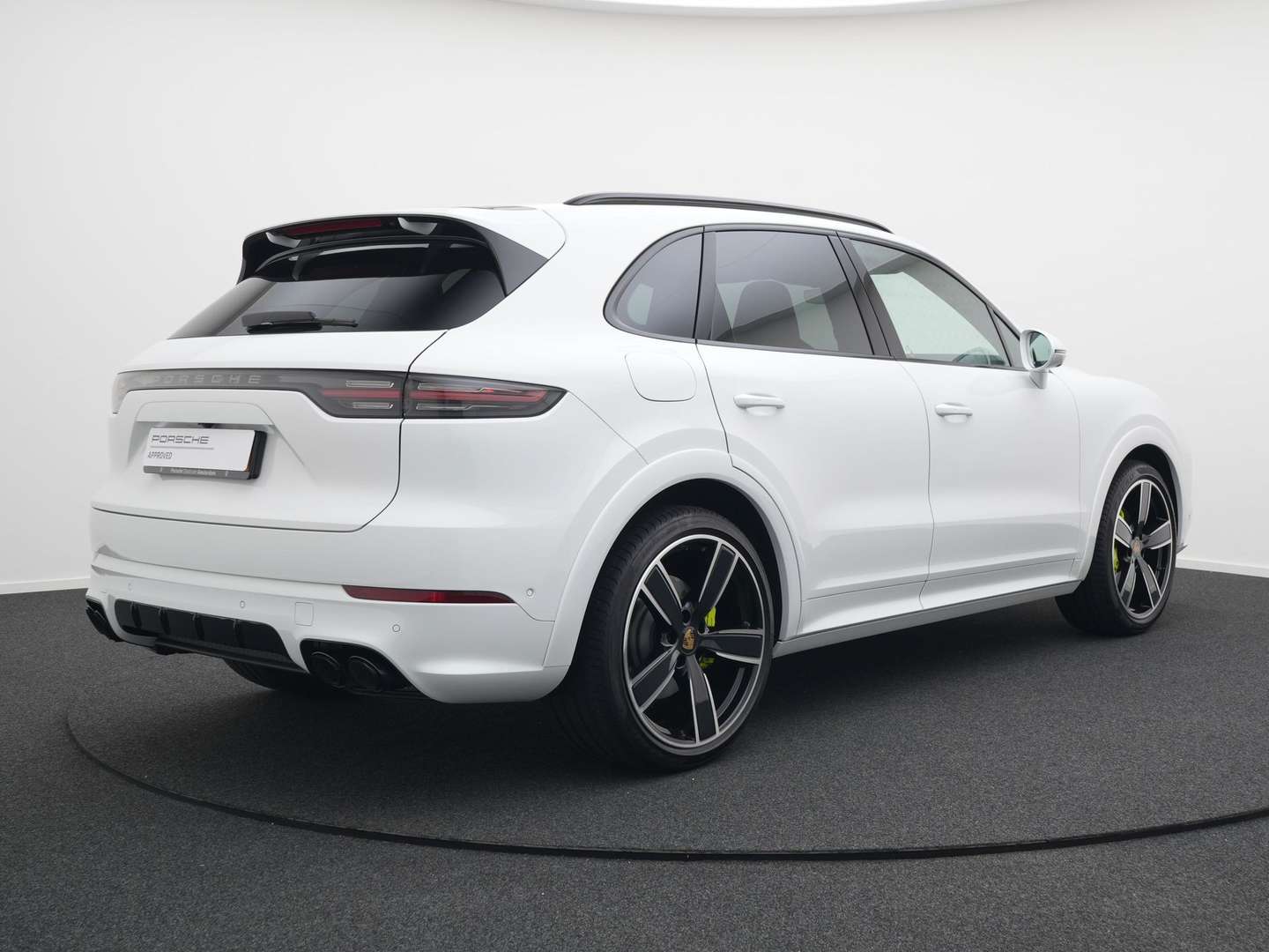 Porsche Cayenne Platinum Edition E-Hybrid - 2023 - Joinsteer - #2