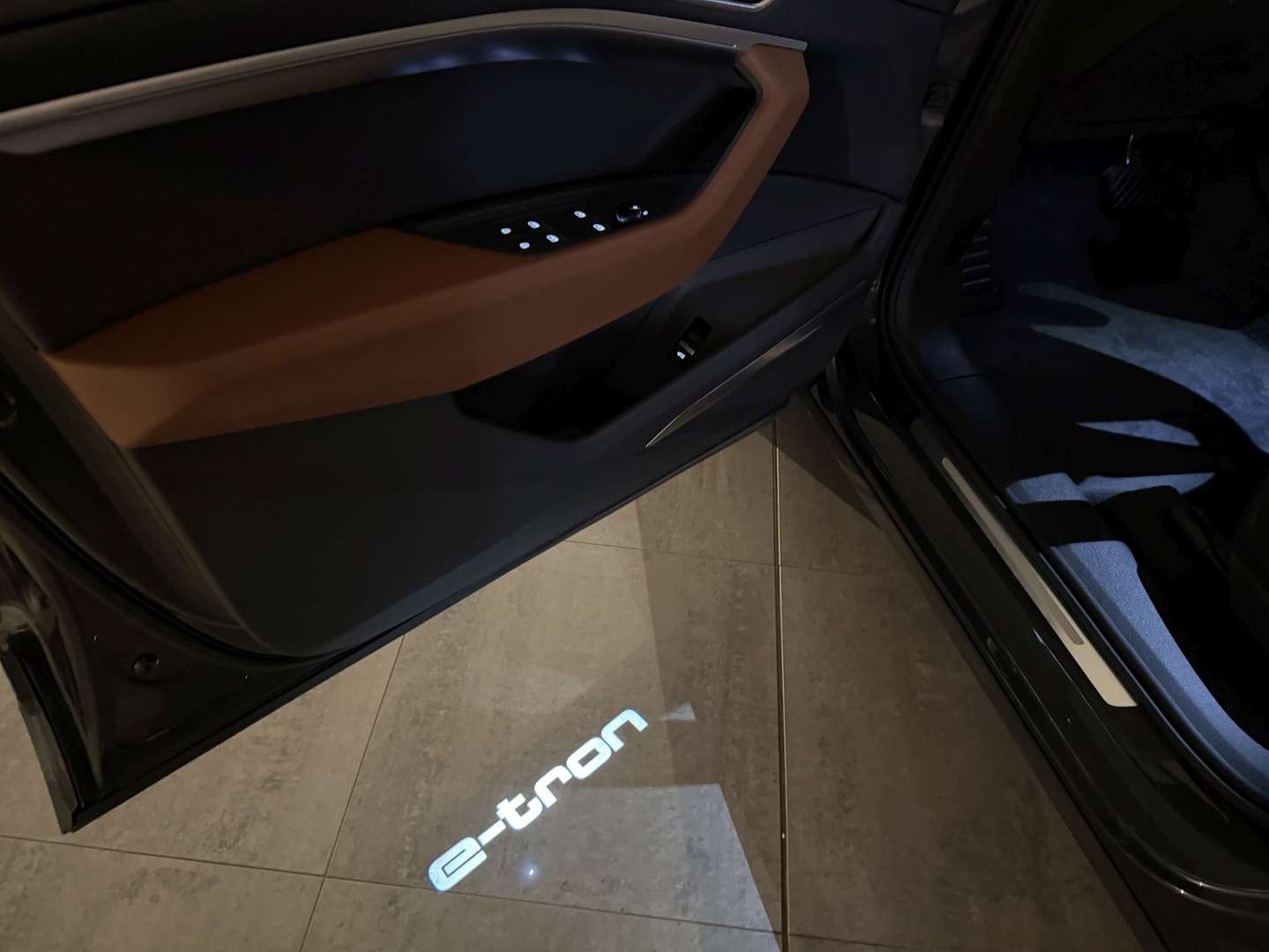 Audi Q8 Full Black Pack 55 - 2023 - Joinsteer - #4