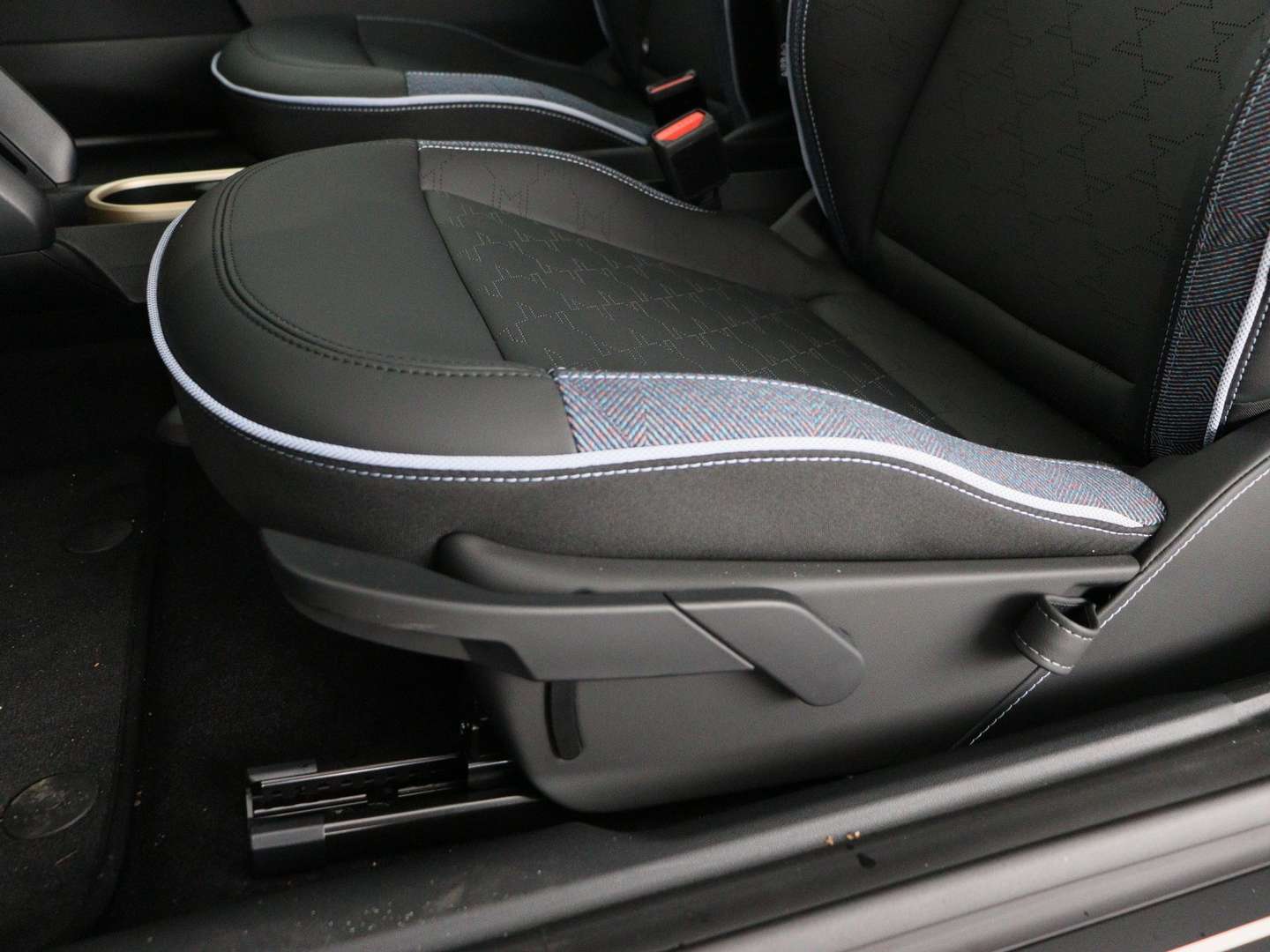 Mini 3 Portes Classic Cooper E - 2025 - Joinsteer - #20