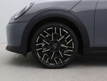 Mini Cabrio Favoured Cooper — photo 18