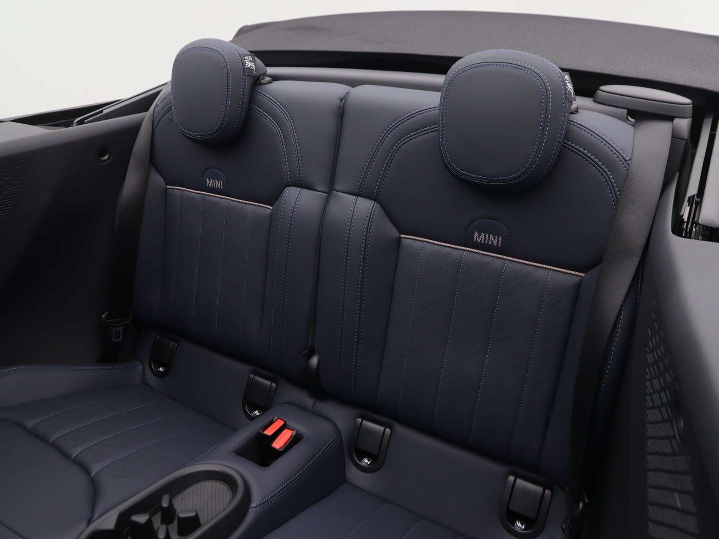 Mini Cabrio Favoured Cooper - 2025 - Joinsteer - #21