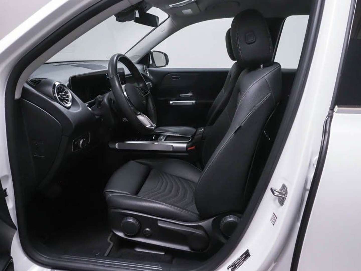 Mercedes EQB 300 PROGRESSIVE - 2024 - Joinsteer - #4