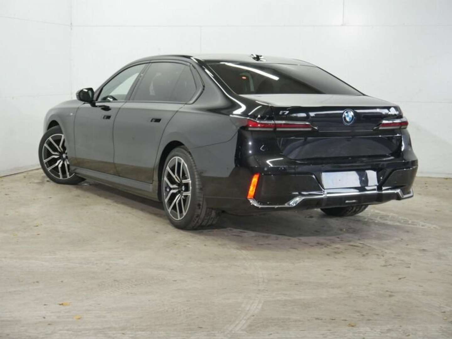 BMW I7 M Sport XDrive60 - 2024 - Joinsteer - #3
