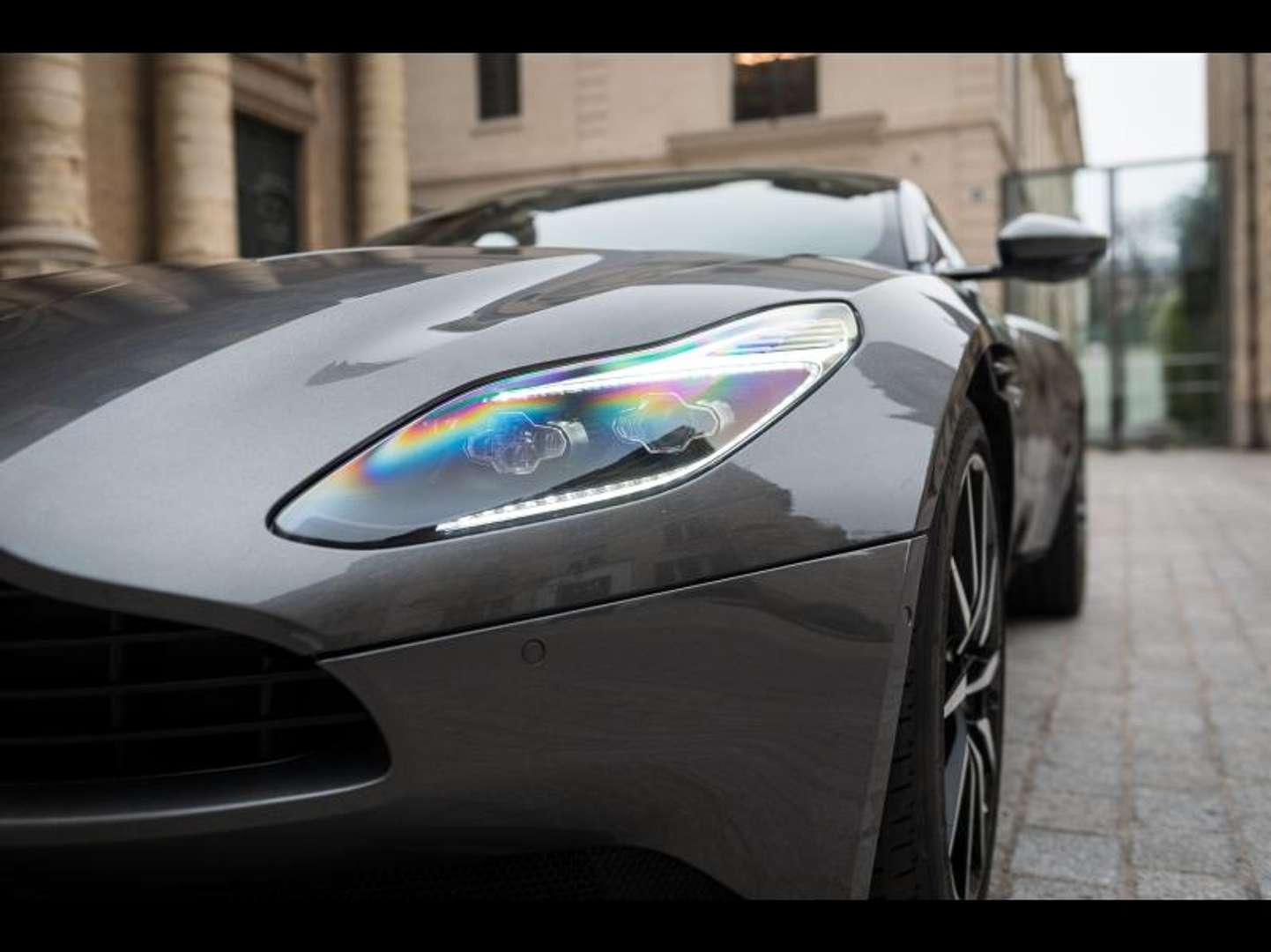 Aston Martin DB11 V12 5.2 608ch - 2018 - Joinsteer - #7