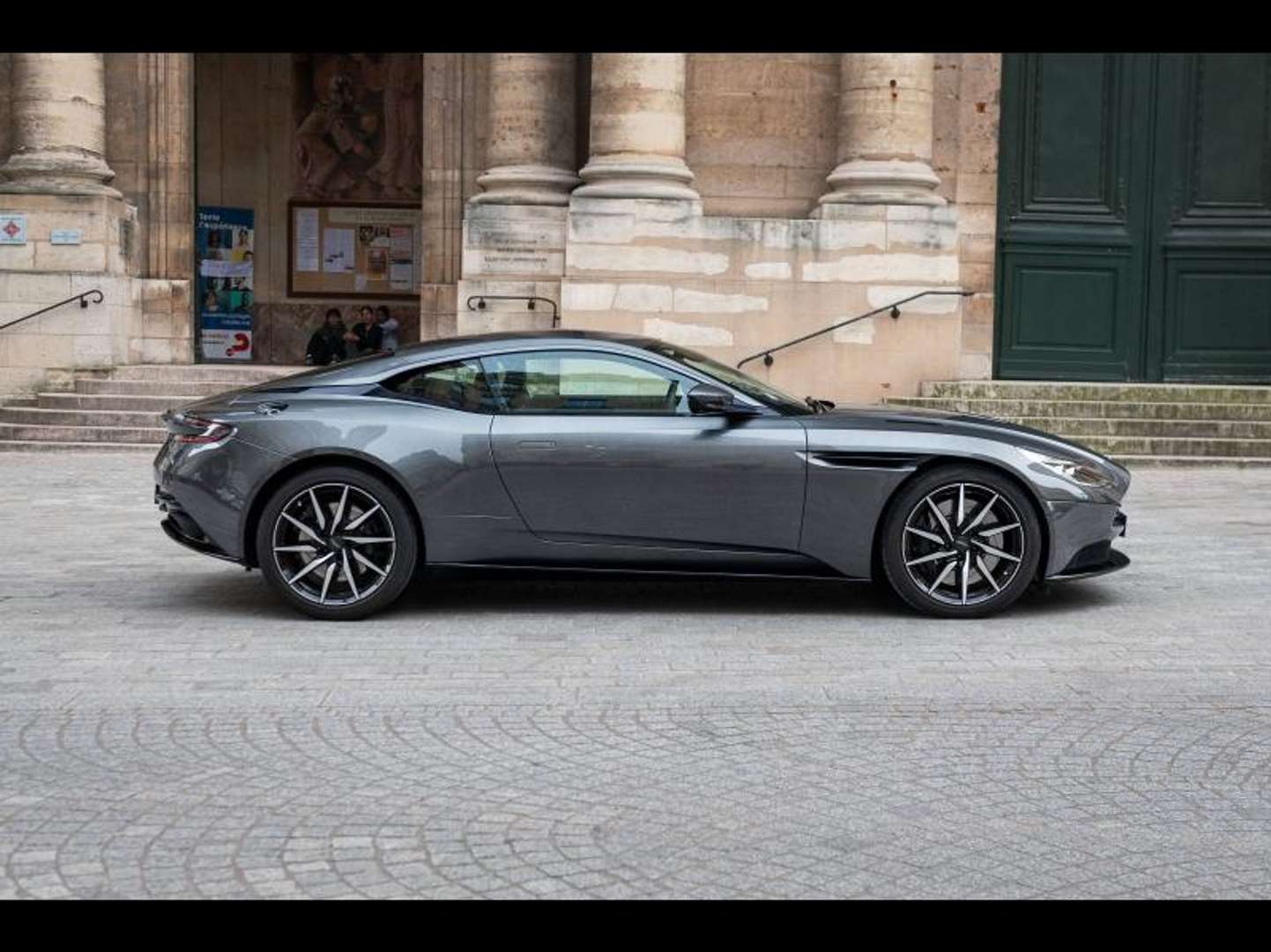 Aston Martin DB11 V12 5.2 608ch - 2018 - Joinsteer - #18