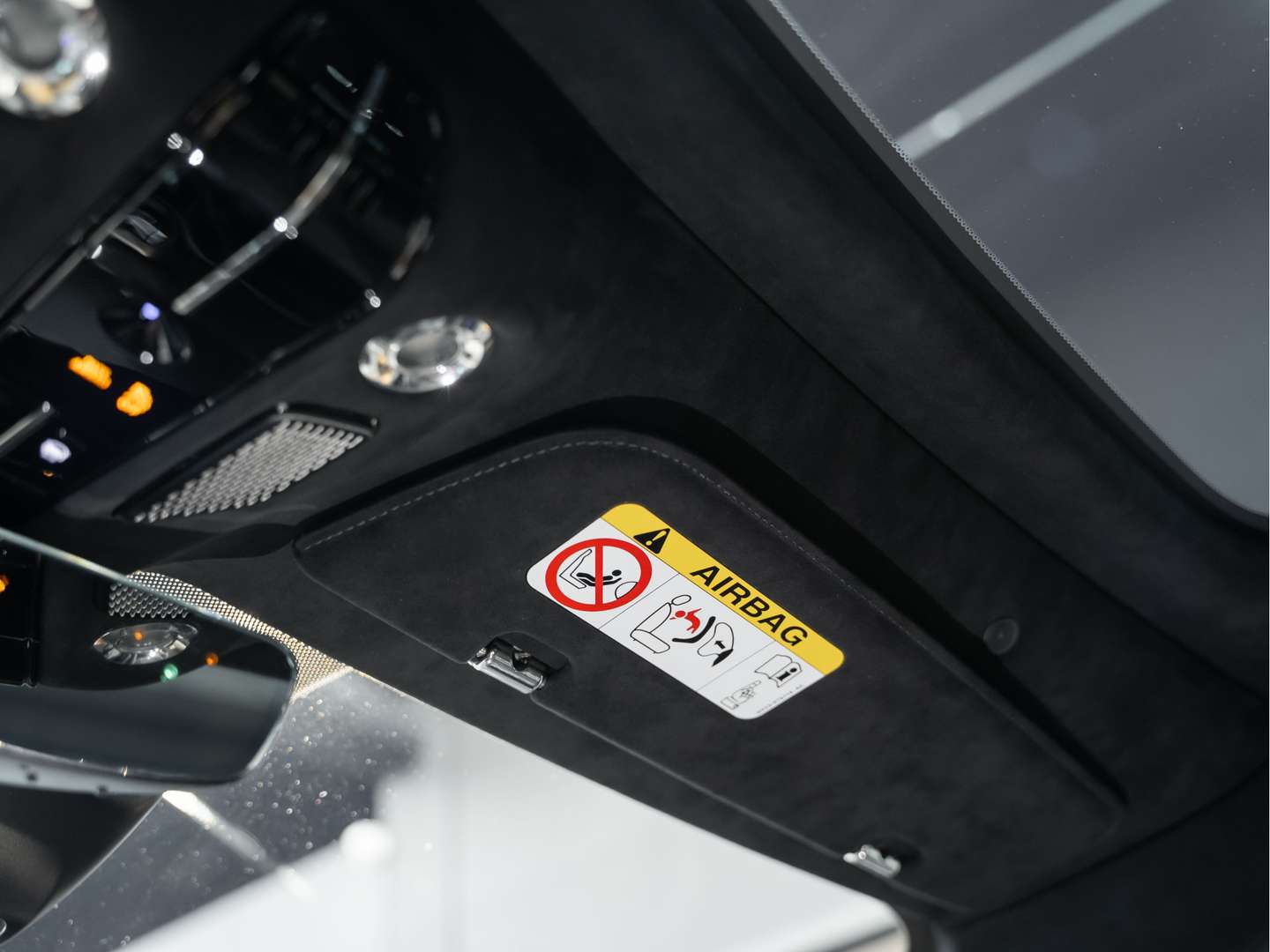 Aston Martin Vanquish 5.2 V12 Limited - 2025 - Joinsteer - #46