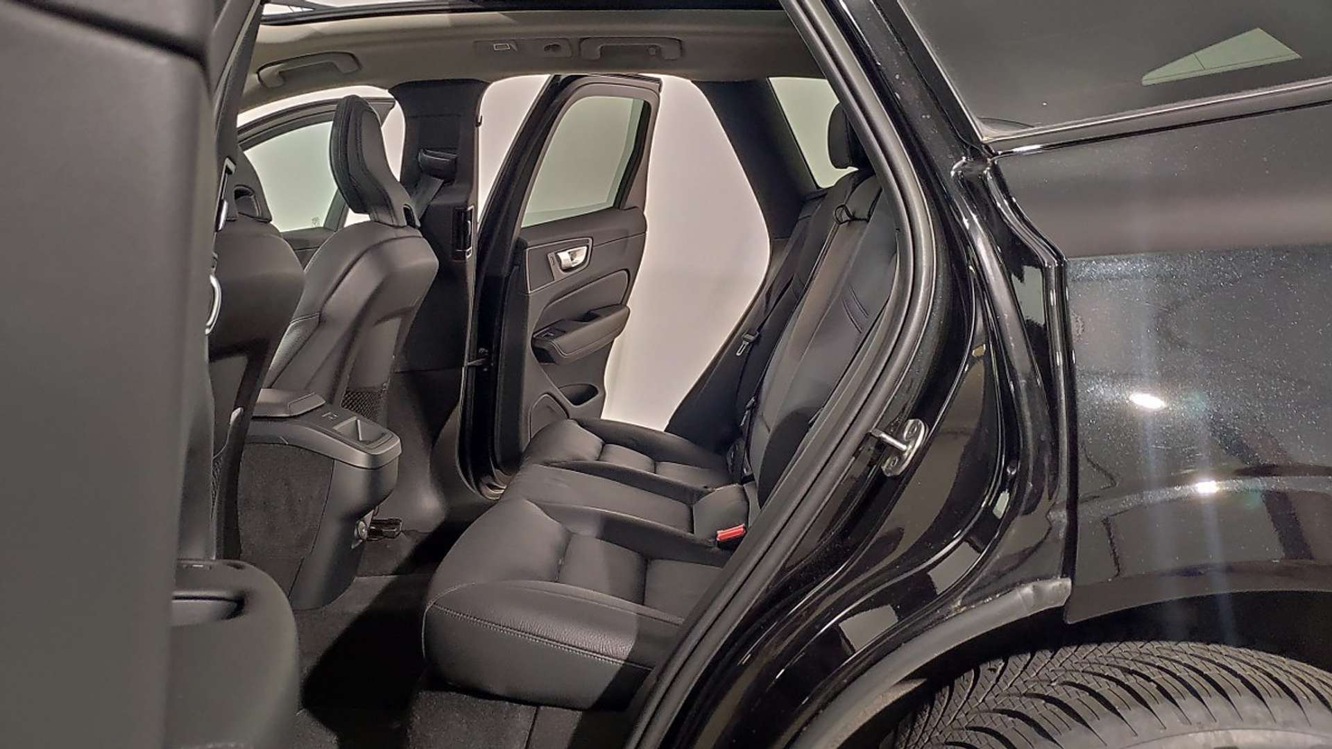 Volvo XC60 B4 Plus - 2023 - Joinsteer - #10