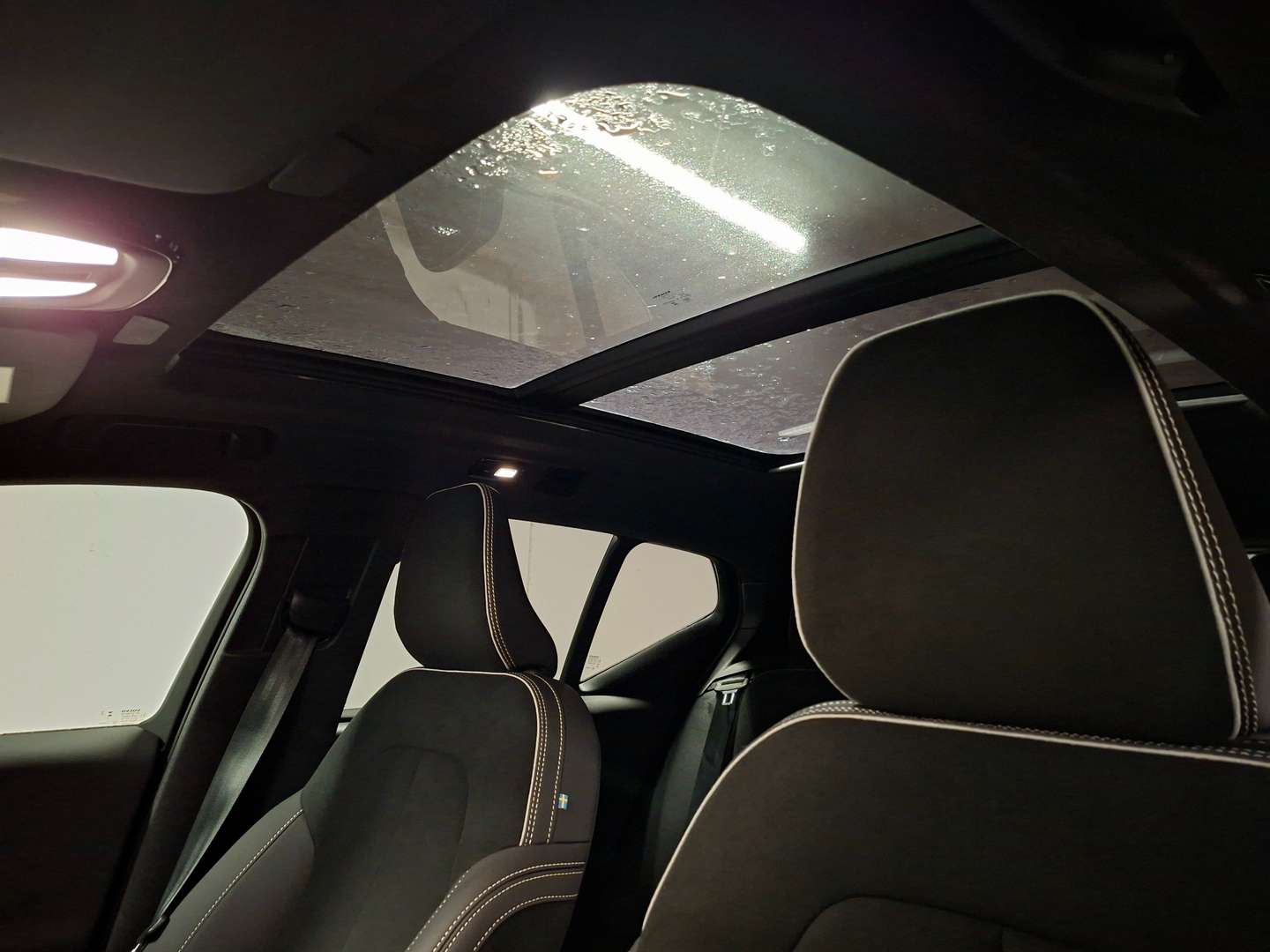 Volvo EX40 Recharge Extended Range Plus Black Edition - 2024 - Joinsteer - #8