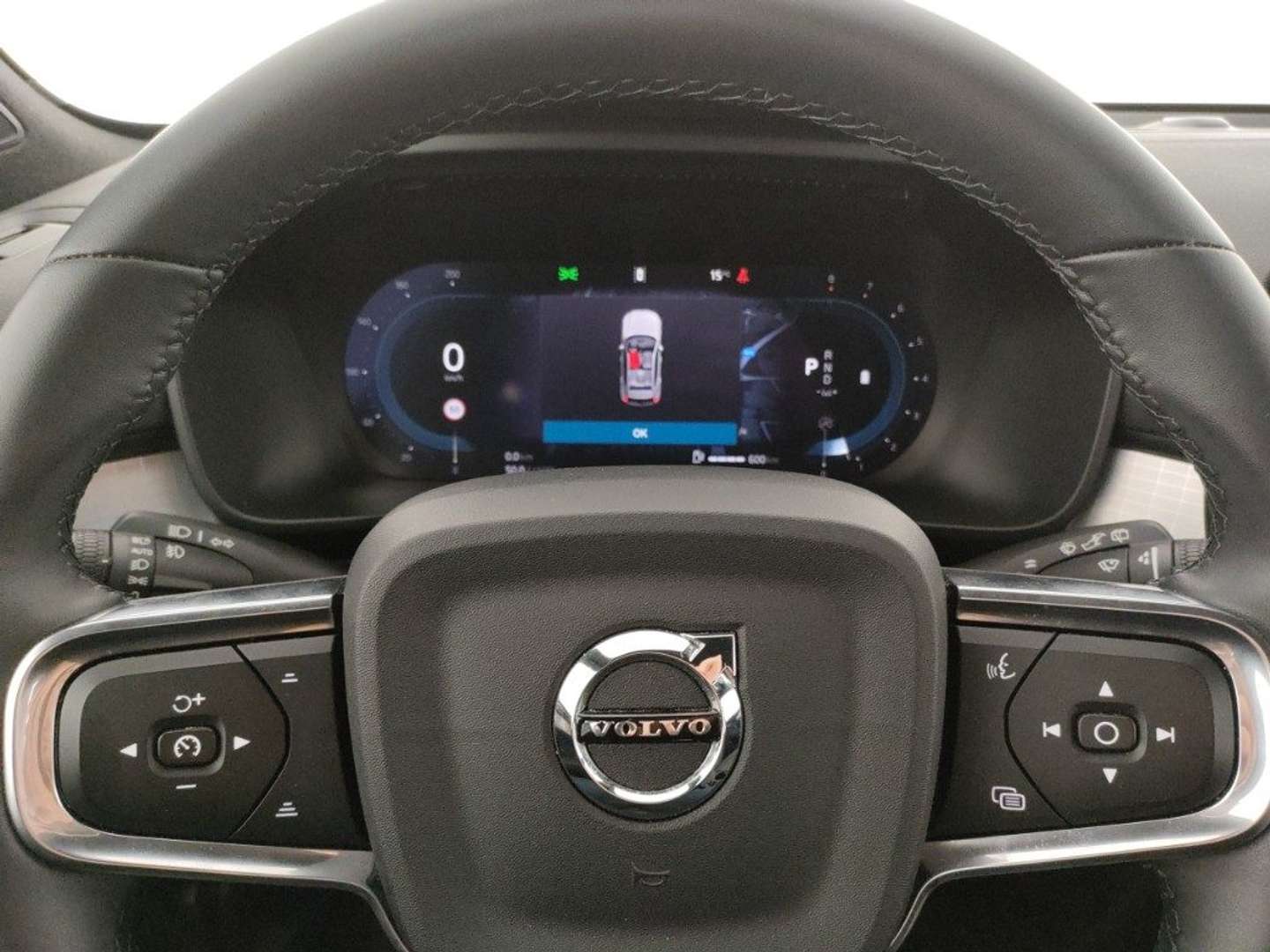 Volvo XC40 B3 Core - 2024 - Joinsteer - #14