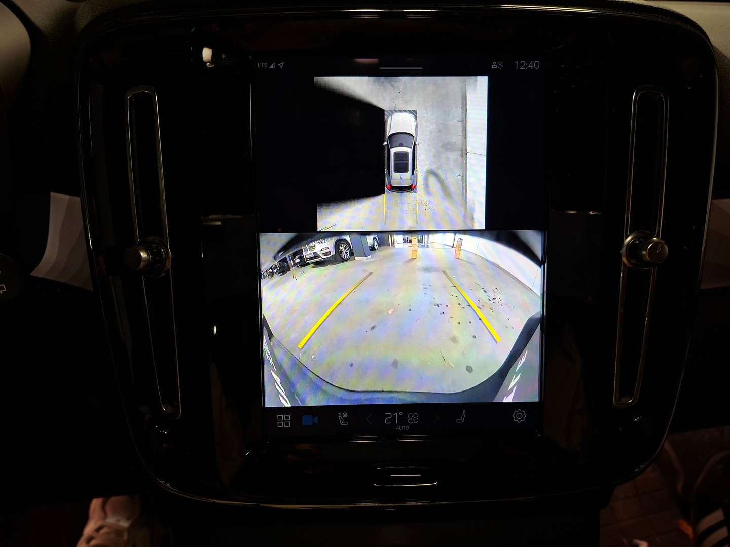 Volvo EX40 Recharge Extended Range Plus Black Edition - 2024 - Joinsteer - #15