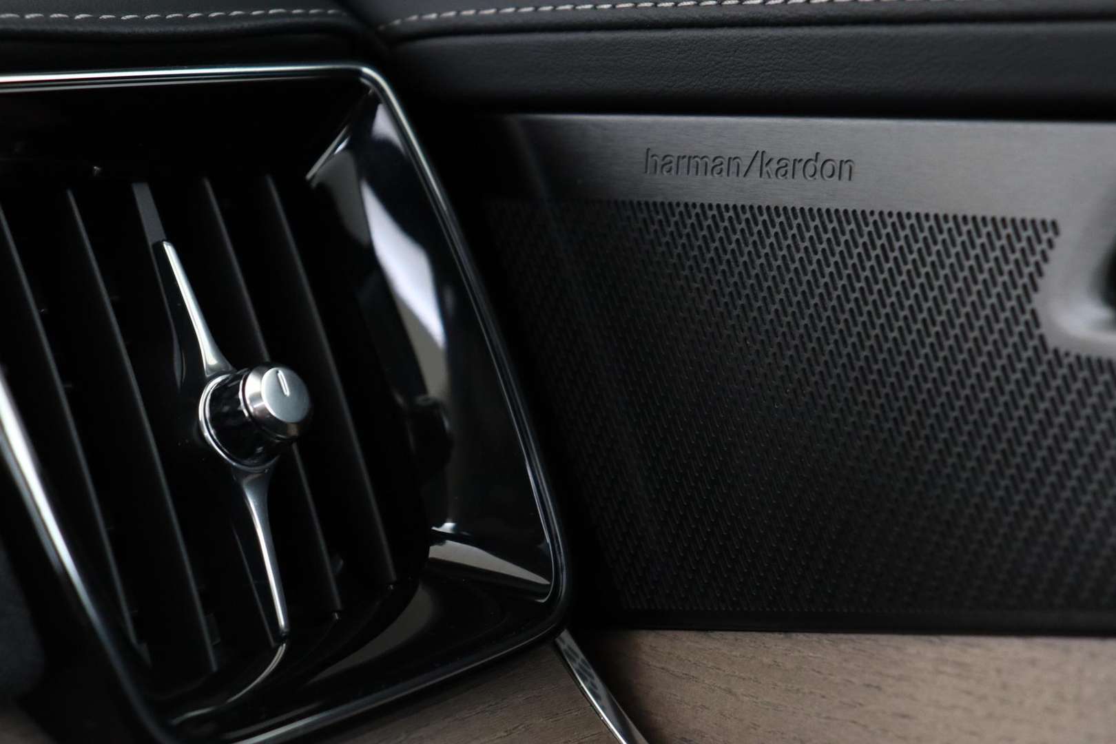 Volvo XC90 T8 Recharge Plus - 2025 - Joinsteer - #24