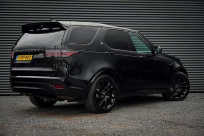 Land Rover Discovery D250 R-Dynamic SE