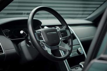 Land Rover Discovery D250 R-Dynamic SE — photo 6