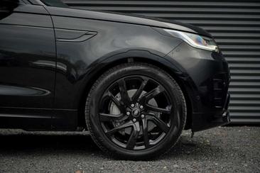 Land Rover Discovery D250 R-Dynamic SE — photo 11